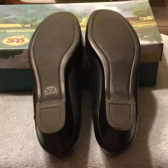 Black SAS Softie Shoes. - Picture 3 of 3